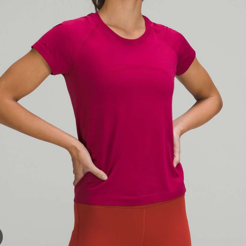 Lululemon swiftly tech short sleeve shirt